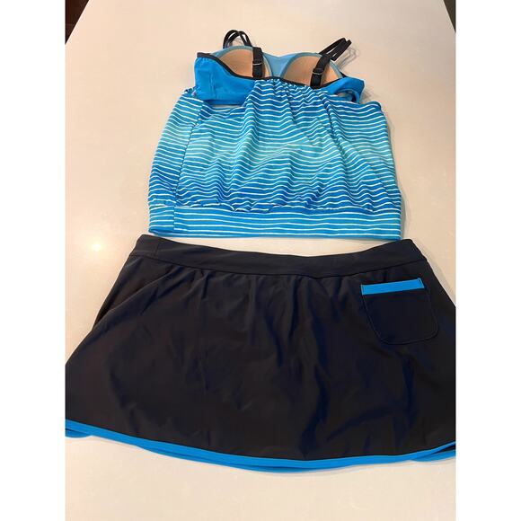 Free Country Matching Tennis Skirt And Workout Top Built in Bra Preppy Tennis XL - Picture 4 of 11